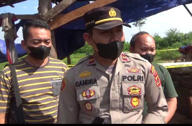Polres Muarojambi Menyegel 6 Pengelolaan Kayu Tanpa Dokumen