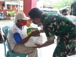 Jum’at Berkah Kodim 0815/Mojokerto Berbagi Paket Sembako Di Wilayah Gedeg