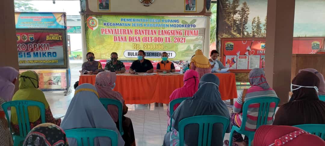 TNI-Polri-Pemda Masih Terapkan Ganjil Genap Di Jalur Wisata Pacet - Trawas