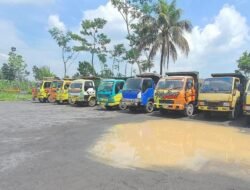 Polda Jatim Turunkan 14 Alat Berat untuk Bantu Evakuasi Korban Semeru