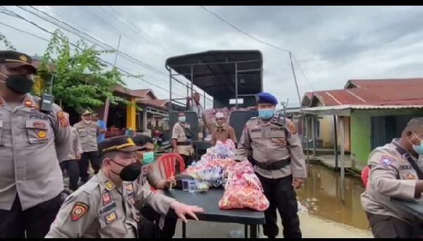 Polres Tanjab Barat Gelar Vaksinasi Di Dua Kelurahan