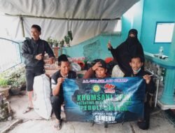 Ponpes Khomsani Nur Salurkan Bantuan Kepada Relawan Terdampak Erupsi Semeru