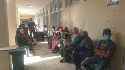 Dr. Deddy Herman :Vaksin ArCov-2 Aman untuk Masyarakat dan Tidak Menimbulkan Efek Samping