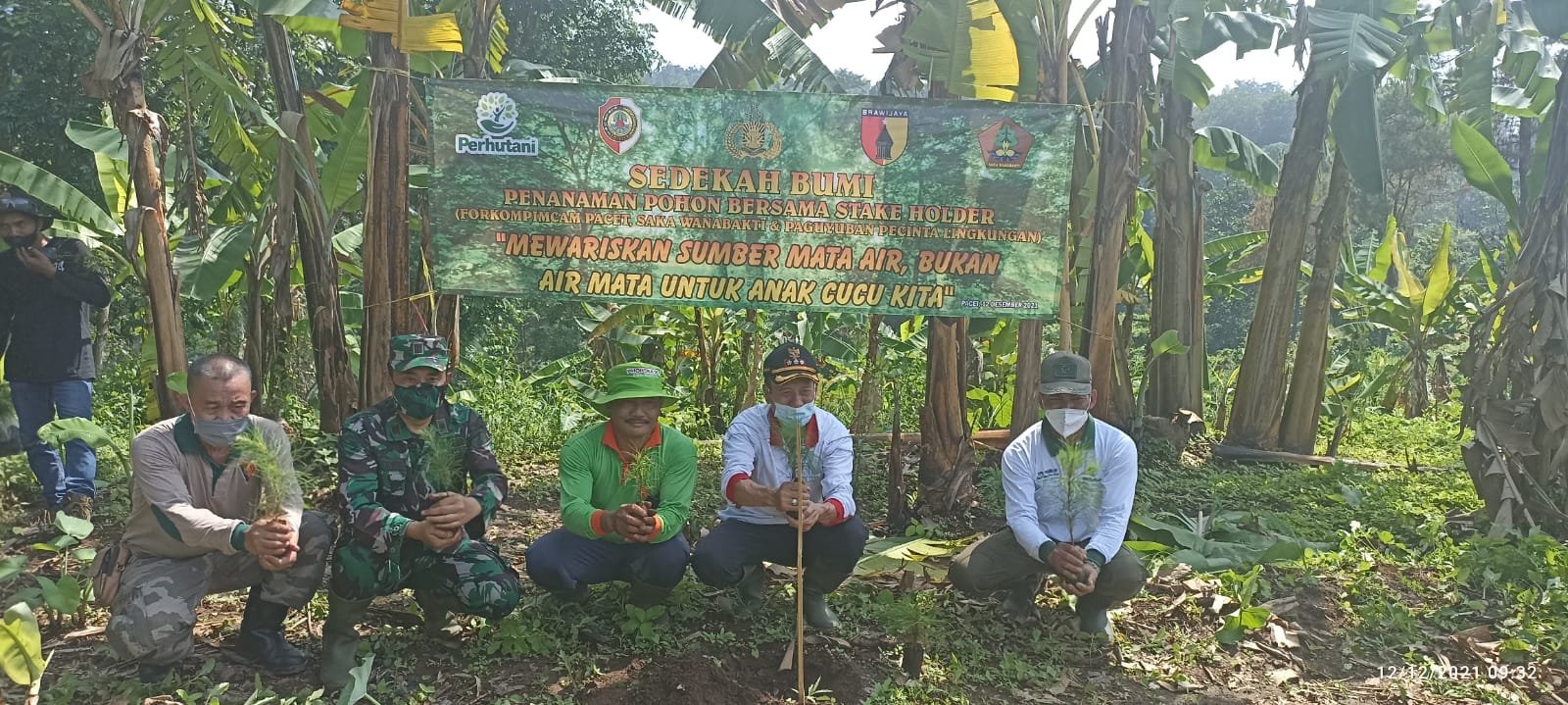 Peringati HMPI Koramil Pacet - Perhutani - Forpimka Tanam Pohon Bersama