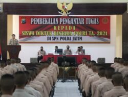 Kunjungi Siswa SPN, Kapolda Jatim Beri Bekal TWT dan MANTAP
