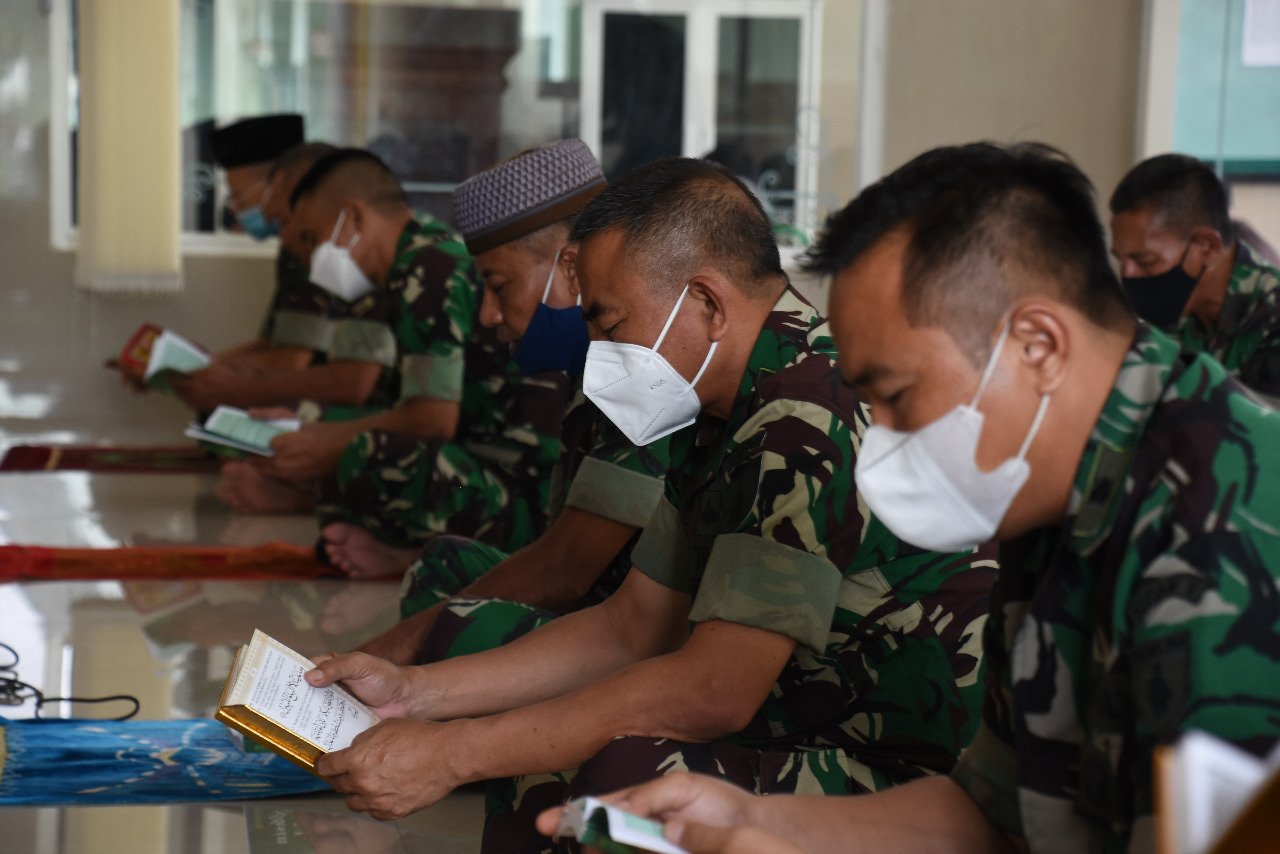 Memperingati Hari Juang TNI AD, Korem 082/CPYJ Gelar Doa Bersama