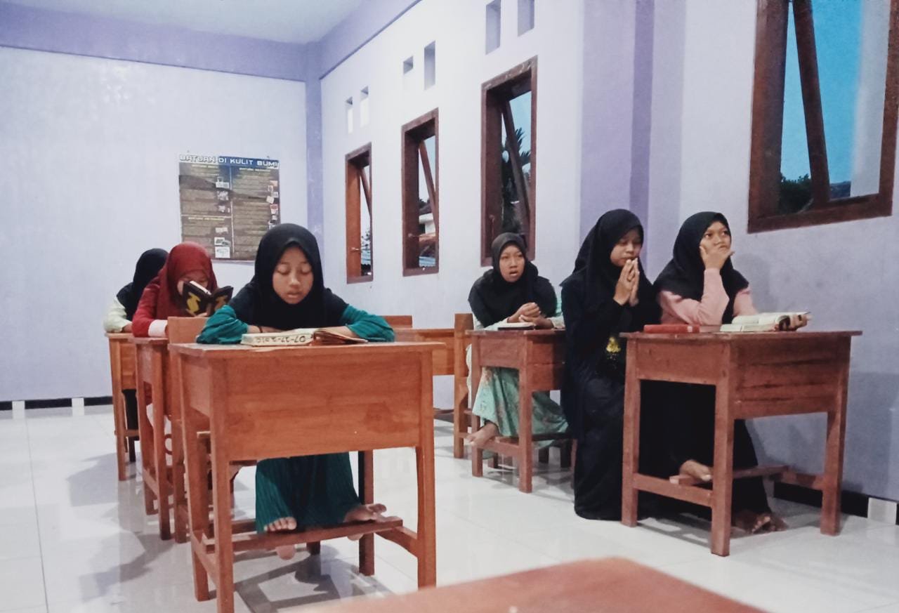 Ilmu yang Menjadikan Pekerti Baik, Menurut Kitab Balaghoh