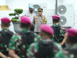 Patroli Skala Besar Korps Brimob dan Korps Marinir di Wilayah Hukum Polrestabes Surabaya