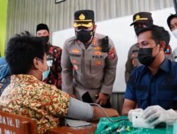 Kapolresta Sidoarjo Pantau Vaksinasi Dosis Kedua Bagi Anak Usia 6 Sampai 11 Tahun