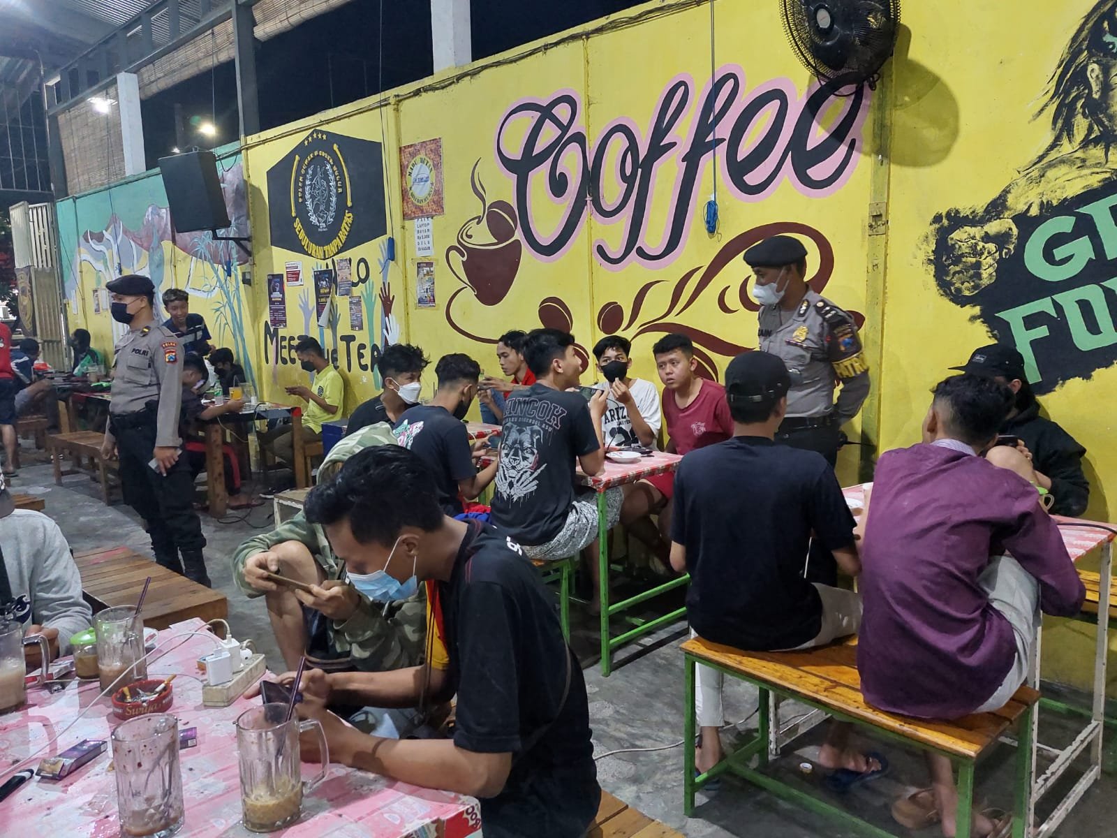 Ditsamapta Polda Jatim Patroli KRYD