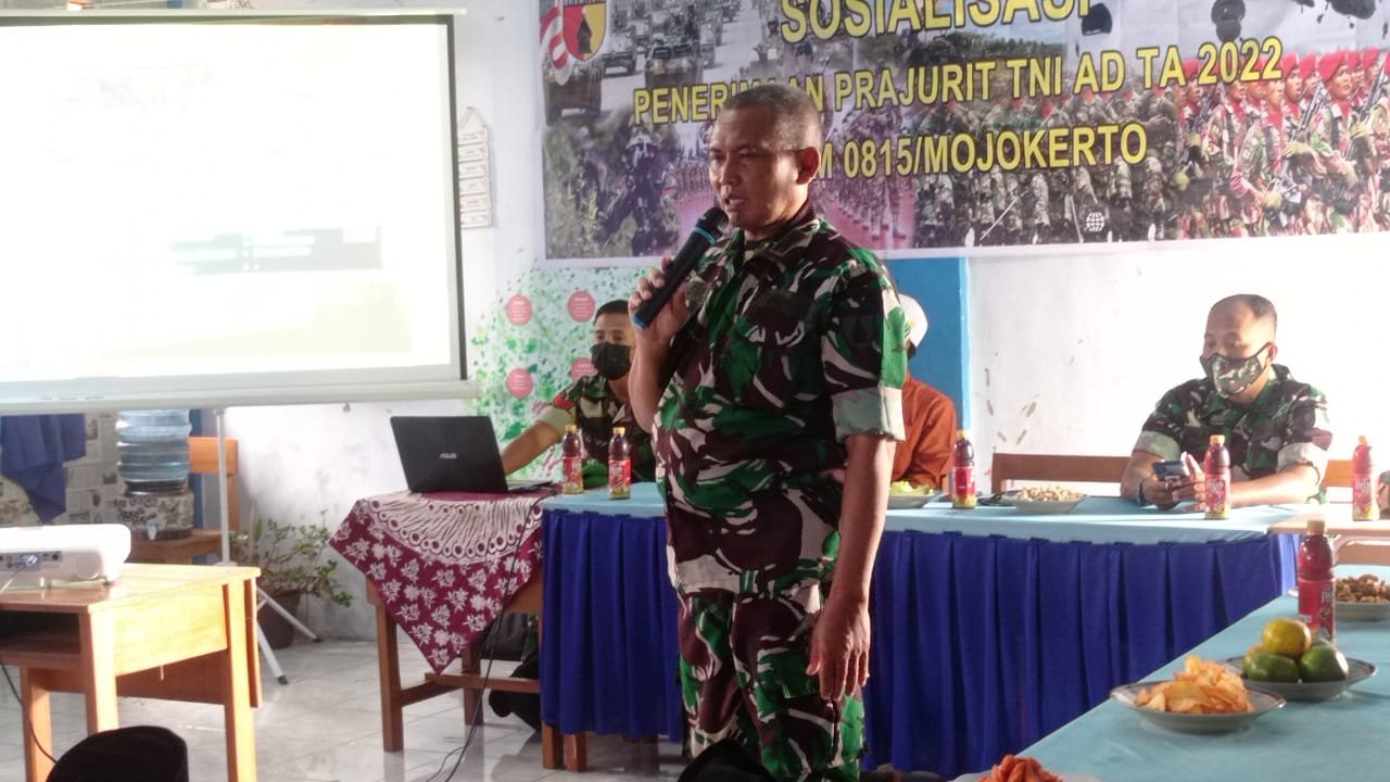 Kodim 0815/Mojokerto Kampanye Kreatif Rekrutmen Prajurit TNI Sumber Santri