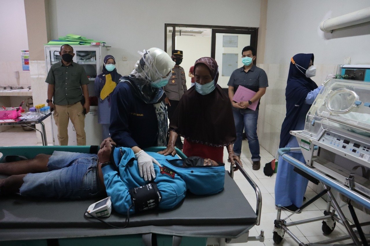 Masuk Mapolres Lumajang, Pria ODGJ Diamankan Polisi