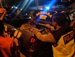 Polsek Pacet Selamatkan Rusa yang Masuk Gorong-gorong