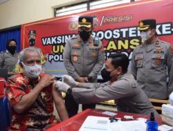 Kapolresta Sidoarjo Pantau Vaksinasi Booster di Wilayah Krian