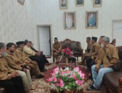 Ketua DPRD H.Abdullah Bersama Pengurus PBSI Audensi ke Bupati Tanjabbar