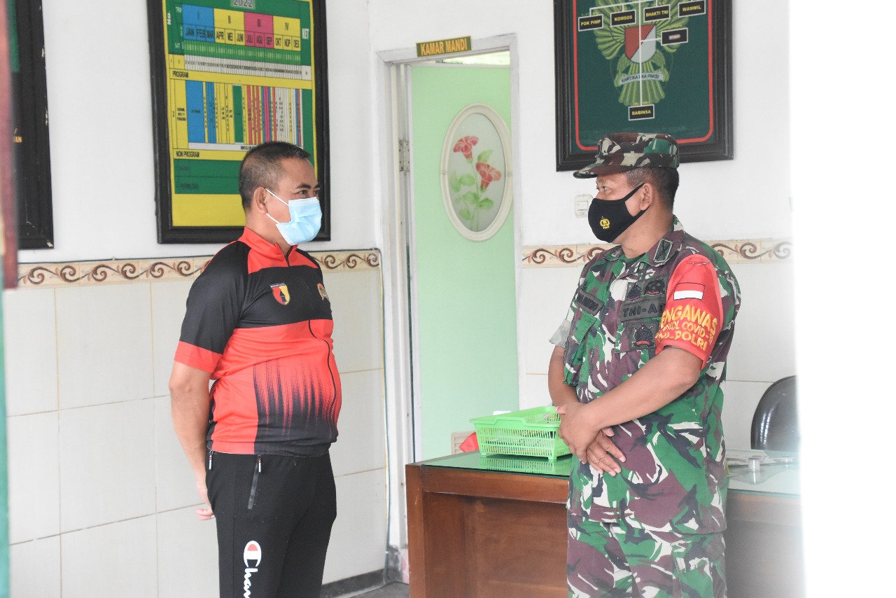 Danrem 082/CPYJ Kunjungi Koramil 0815/11 Pungging