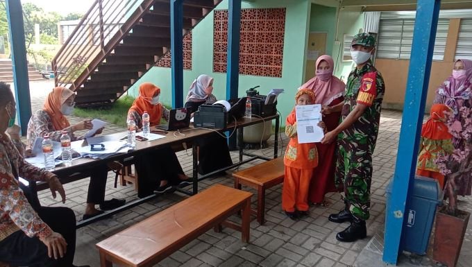 Koramil 0815/08 Dawar Kawal Layanan Vaksinasi Anak Hingga Tracing