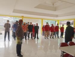 Pemerintah Desa Kebaron Tulangan Upacara HUT Sidoarjo Ke 163,Di Pimpin Langsung Kepala Desanya.