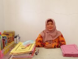 " TK DHARMA WANITA PERSATUAN" Wonoayu II Kecamatan Wonoayu Kabupaten Sidoarjo,Jadi Anak Tiri
