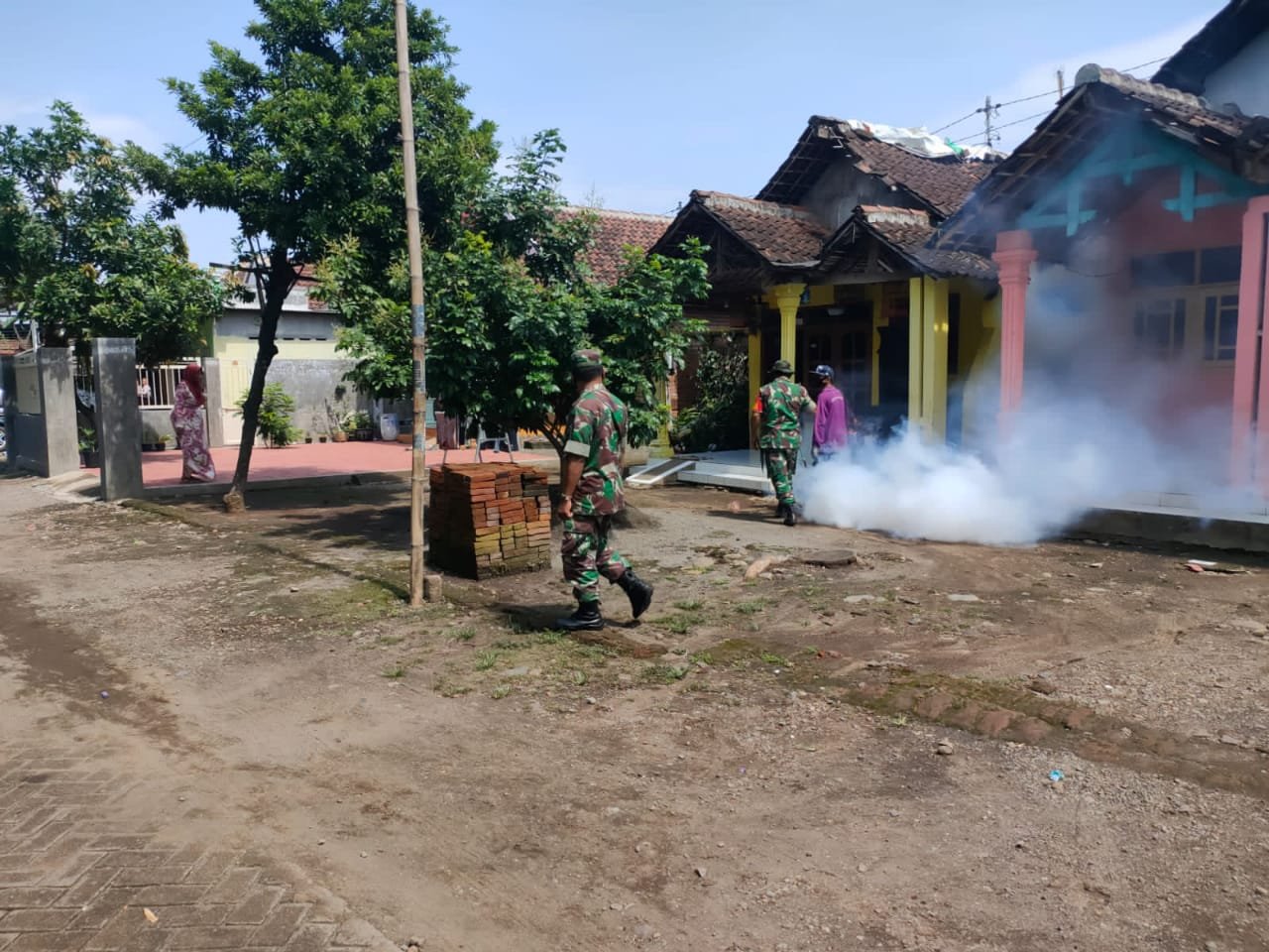 Tangkal DBD Koramil Ngoro Gandeng PKM Lakukan Ini