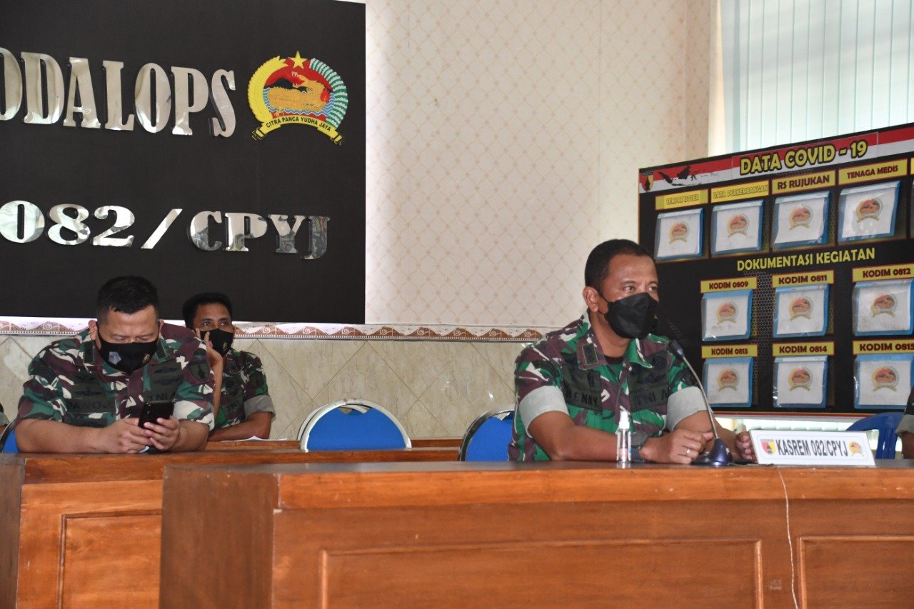 Putus Sebaran Covid-19 Koramil Trawas - Nakes PKM Tracing 29 Kontak Erat