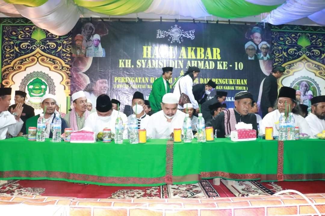 Wabup Hairan Hadiri Haul Akbar Syamsudin Akhmad ke-10 dan Harla NU ke-96 Tanjab Timur