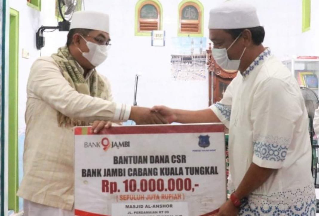 Bupati Anwar Sadat Hadiri Peringatan Isra Mi’raj di Masjid Al Anshor Tungkal Ilir