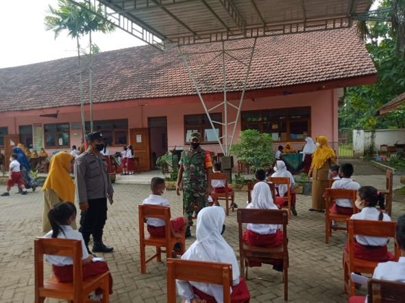Koramil Puri Kawal Layanan Vaksinasi Anak Usia 6-11 Tahun Hingga Gencarkan Testing