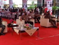 Danrem 082/CPYJ Hadiri Kegiatan Vaksinasi Serentak di Polres Lamongan