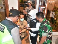 TNI-Polri-Pemda di Mojokerto Kompak Gencarkan Patroli Penegakan Prokes