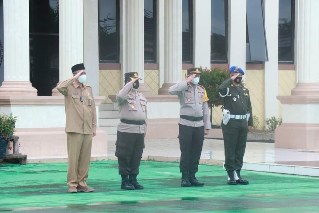 Sekda Agus Sanusi Hadiri Apel Gelar Pasukan Operasi Keselamatan 2022