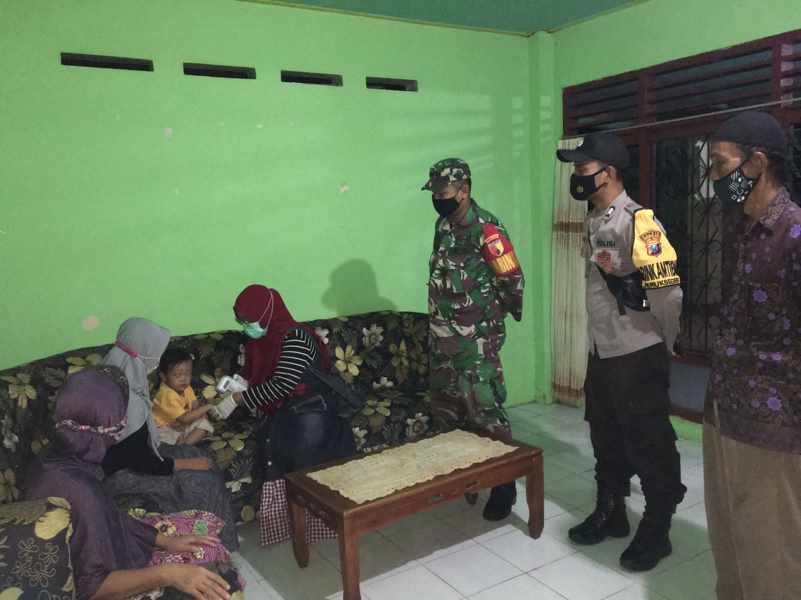 Koramil Gedeg Kerahkan Babinsa Lacak Kontak Erat