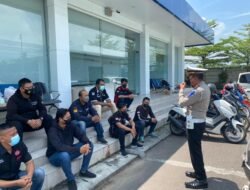 Satlantas Polresta Mojokerto Gandeng Komunitas Club Otomotif Kampanyekan Prokes