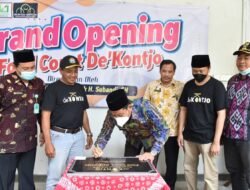 Dukung Pelaku UMKM, Wabup Sidoarjo Resmikan Food Court De’Kontjo