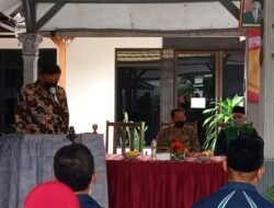 Pelantikan Dan Pengambilan Sumpah / Janji Kasi Kesejahteraan Dan Kasi Pelayanan Mojoruntut Kecamatan Krembung Kabupaten Sidoarjo