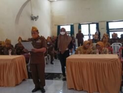 Pelantikan Ketua Dan Pengurus Ranting Oleh Ketua DPC LVRI Kabupaten Sidoarjo Berjalan Dengan Khidmat