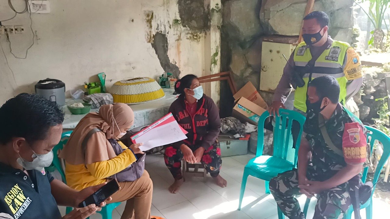 Koramil Trawas Bersama Satgas Covid-19 Gencarkan Tracing