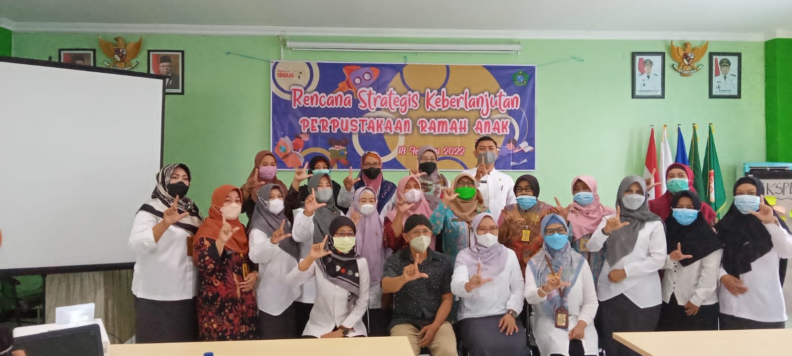 10 Kepala Sekolah Dan Bendahara Sdn Kabupaten Sidoarjo Mengikuti 