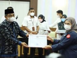 Bupati Anwar Sadat Terima Tiga Piagam Penghargaan Dari KPK RI