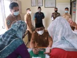 Kunjungi Puskesmas II, Bupati Anwar Sadat : Kita mengejar Target Vaksinasi Terutama Lansia dan Anak-anak