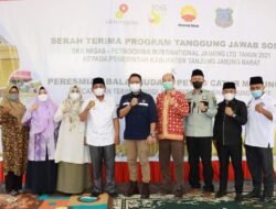 Bupati Anwar Sadat Hadiri Serah Terima Tanggung Jawab Sosial SKK Migas-PetroChina 2021 Kepada Pemkab Tanjabbar