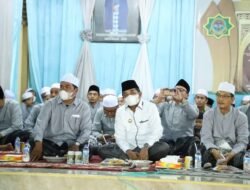 Bupati Anwar Sadat Hadiri Perpisahan Santriwan Santriwati Ponpes Al-Baqiyatush Shalihat