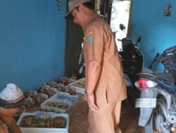 Kepala Desa Kemantren Sidak Langsung Ke Kampung Roti Dusun Keputran,Terkait Naiknya Harga Kebutuhan Pokok Godo Roti
