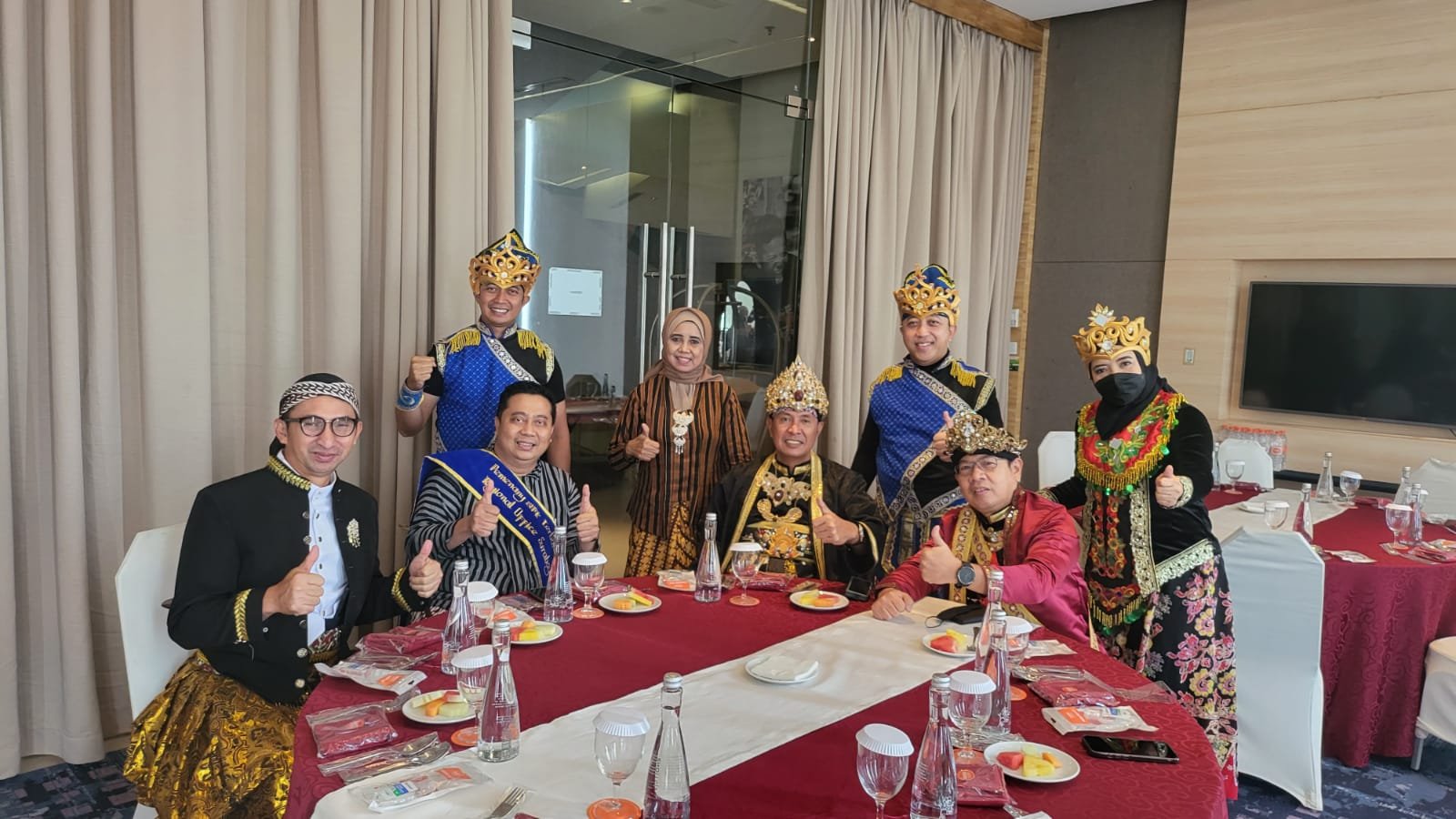 BRI Regional Office Surabaya Berikan Penghargaan SIPK Terbaik 2021 kepada BRI Unit Wonokusumo Mojokerto