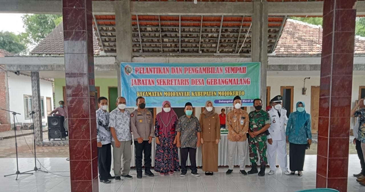 Danposramil Mojoanyar Bareng Forpimka Hadiri Pelantikan Sekdes Gebangmalang