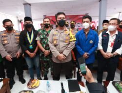 Forkopimda Jatim cek vaksinasi presisi serentak di Gresik