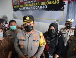 Kapolresta Sidoarjo Pantau Vaksinasi Booster Ribuan Buruh