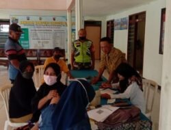 Babinsa Koramil Bangsal Kawal Layanan Vaksin Booster