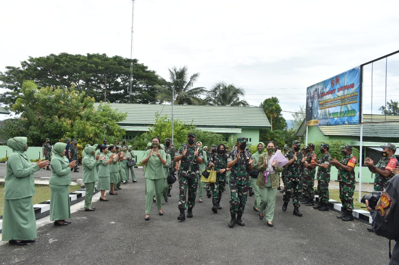 Pangdam XVI/Pattimura Dan Rombongan Tiba Dibumi Saruma, Berikan Pengarahan Personil Kodim 1509/Labuha