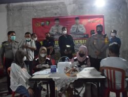 Kebutuhan Vaksinasi Semakin Meningkat, Polresta Sidoarjo Masifkan Layanan Booster Hingga Malam Hari